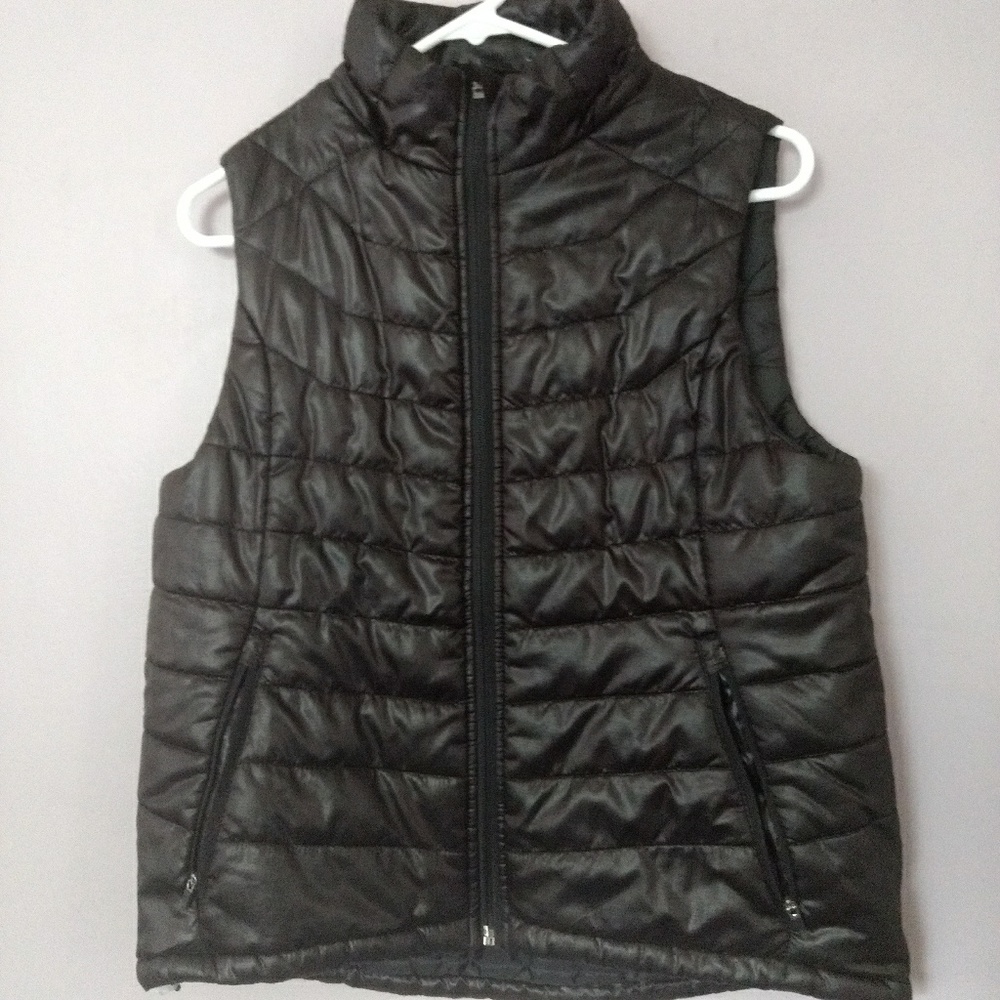 Black Puffy Vest